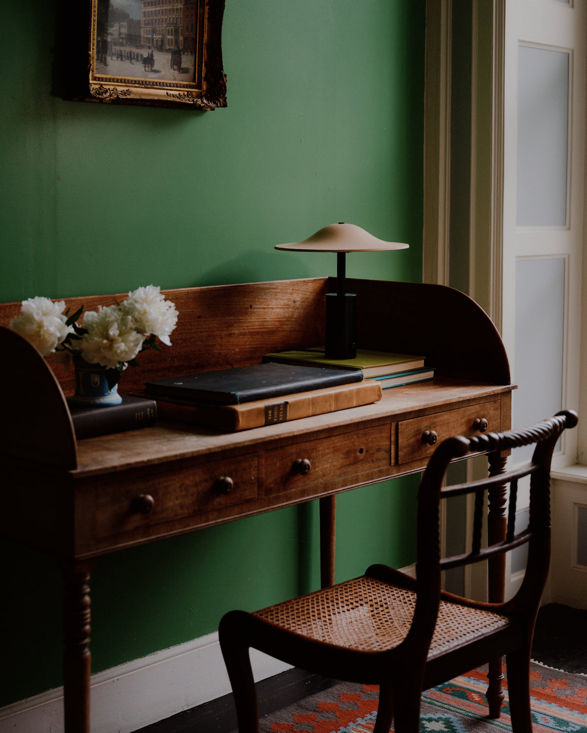 Alien Low Table Lamp // Tan Clay // Photo by William Jess Laird