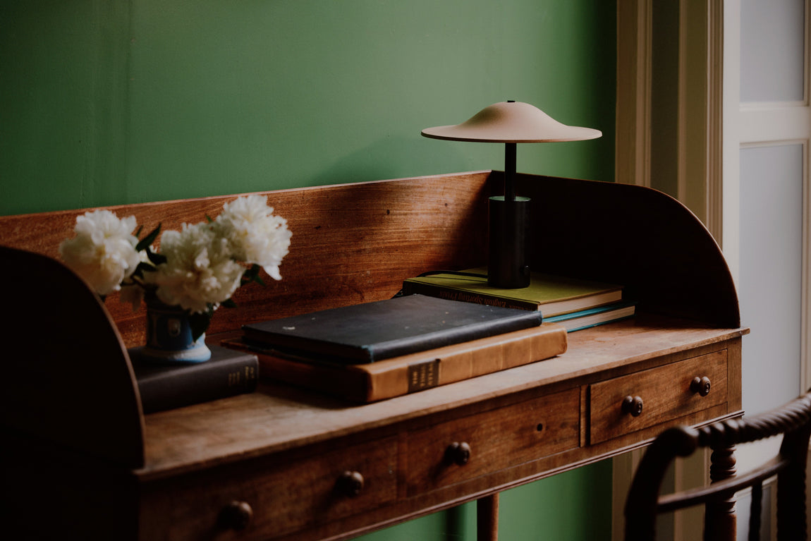 Alien Low Table Lamp // Tan Clay // Photo by William Jess Laird