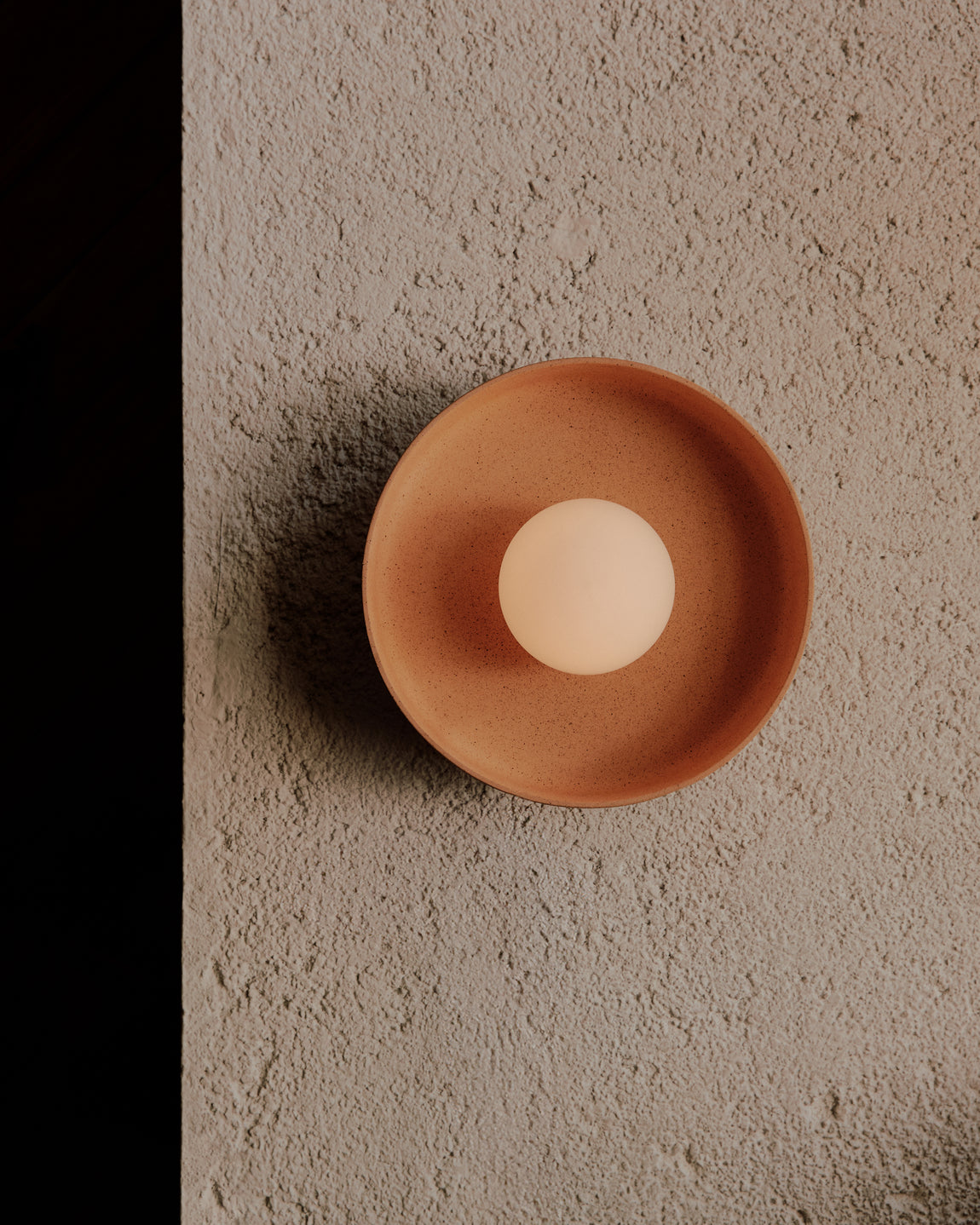 Ceramic Disc Surface Mount // Terracotta // Photo by William Jess Laird