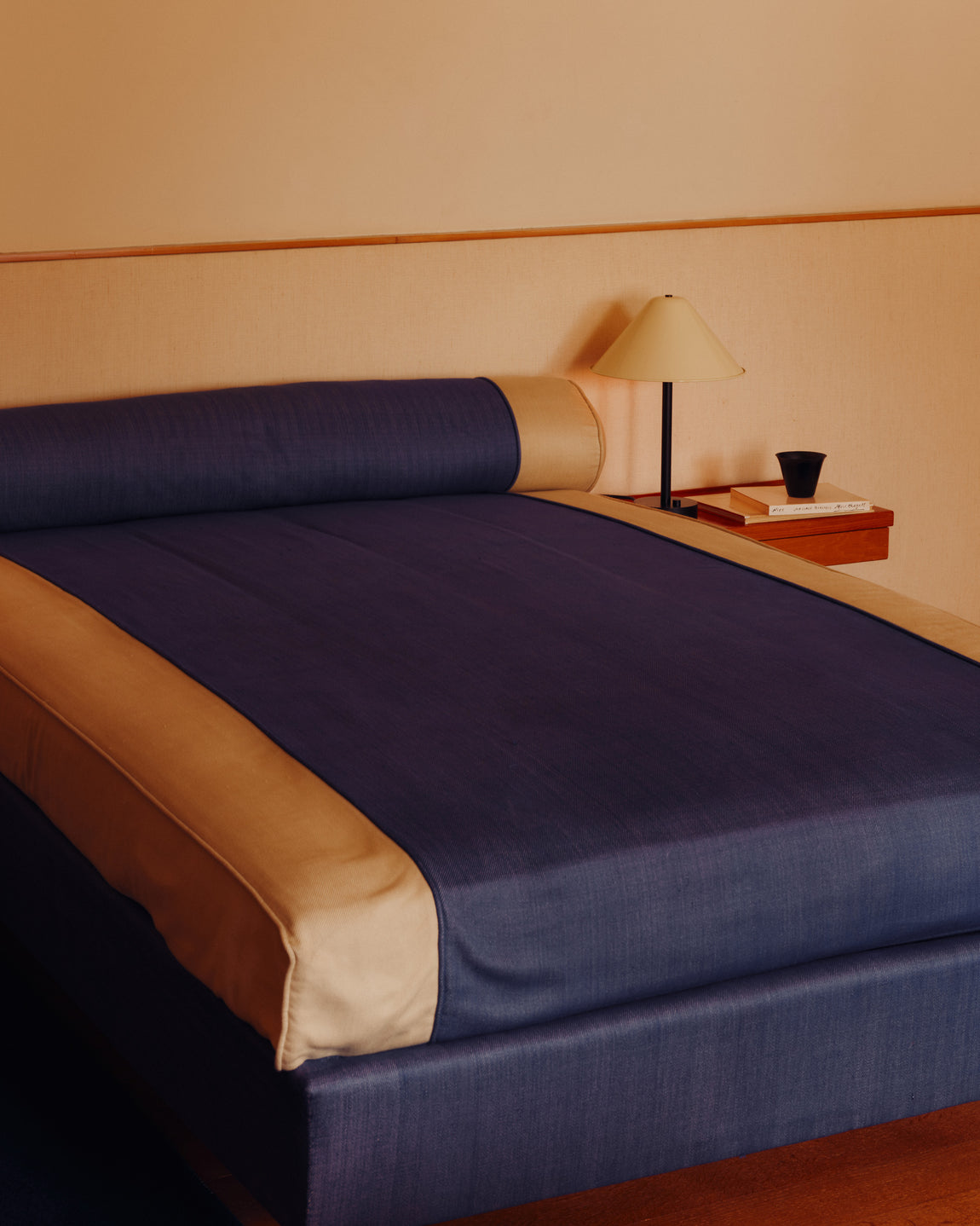 Eave Table Lamp // Bone / Black // Photo by Bastian Achard