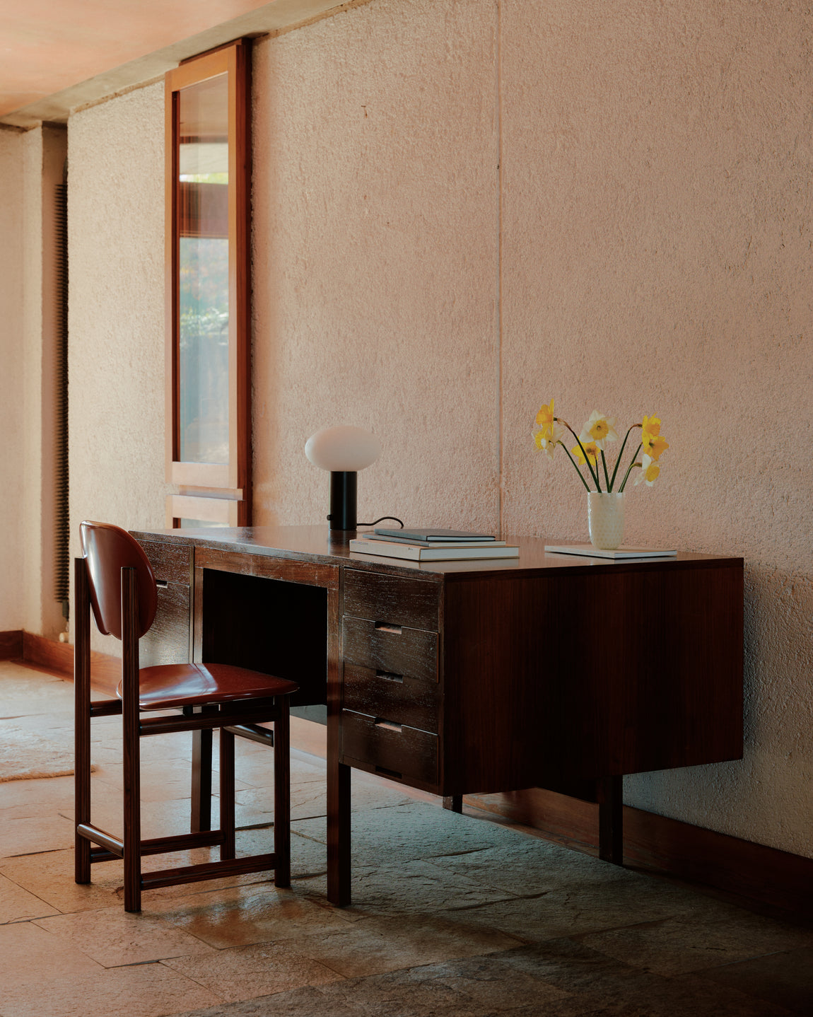 Mushroom Table Lamp // Black // Photo by William Jess Laird