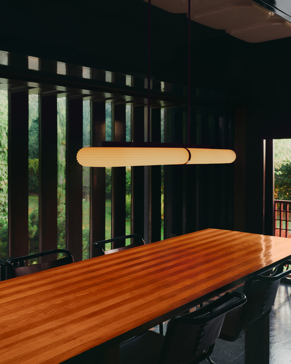 Saga Pendant // Duo / Black // Photo by Bastian Achard