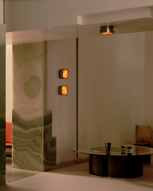 Strata Surface Mount