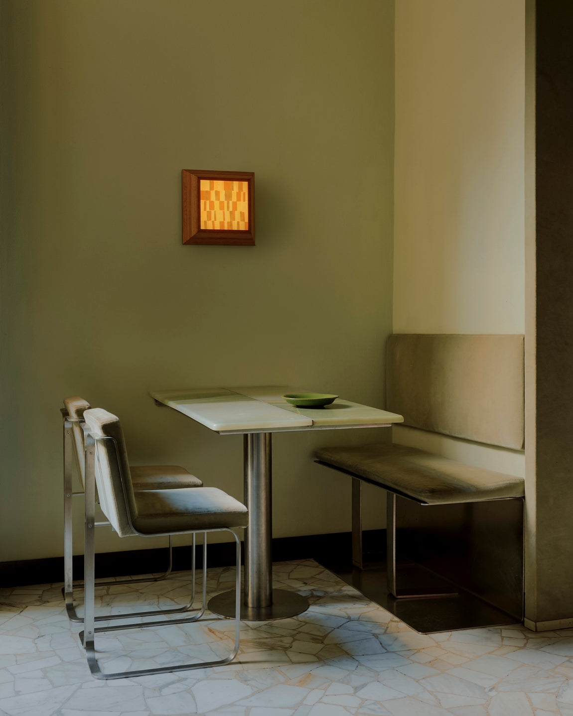 Mira Surface Mount // Harvest Bond / Oak / Medium // Photography: William Jess Laird